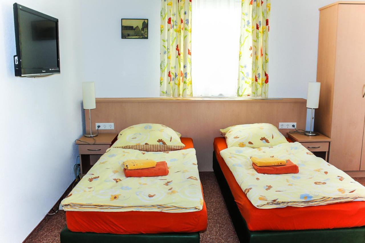 Bed and Breakfast Gastehaus Heigeleshof Ульм Номер фото